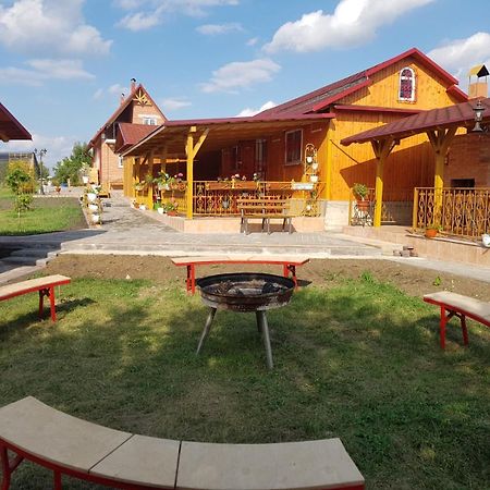 Отель La Nea Ion Taul Экстерьер фото
